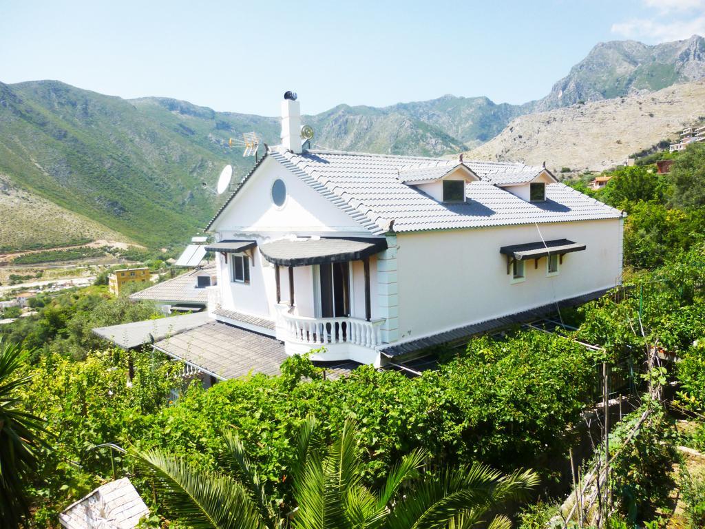 Vila Altini بورش المظهر الخارجي الصورة